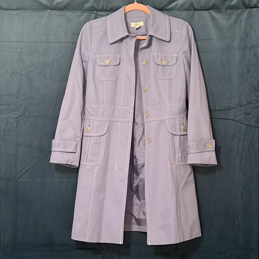 Barely Worn Adorable Mod Short Trench/Rain Coat - Picture 2 of 5